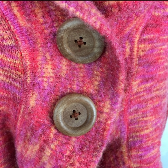 RUFFLE Cardigan🩷🧡 - Picture 3 of 14